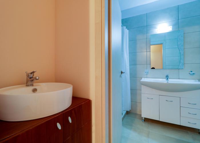 Calamos Beach Family Club Hotel
