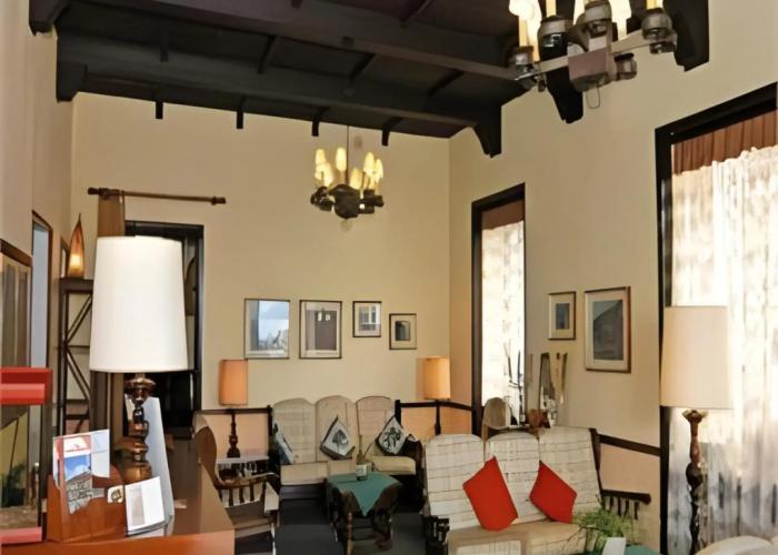 Hotel Eden