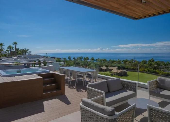 Los Jardines de Abama Suites