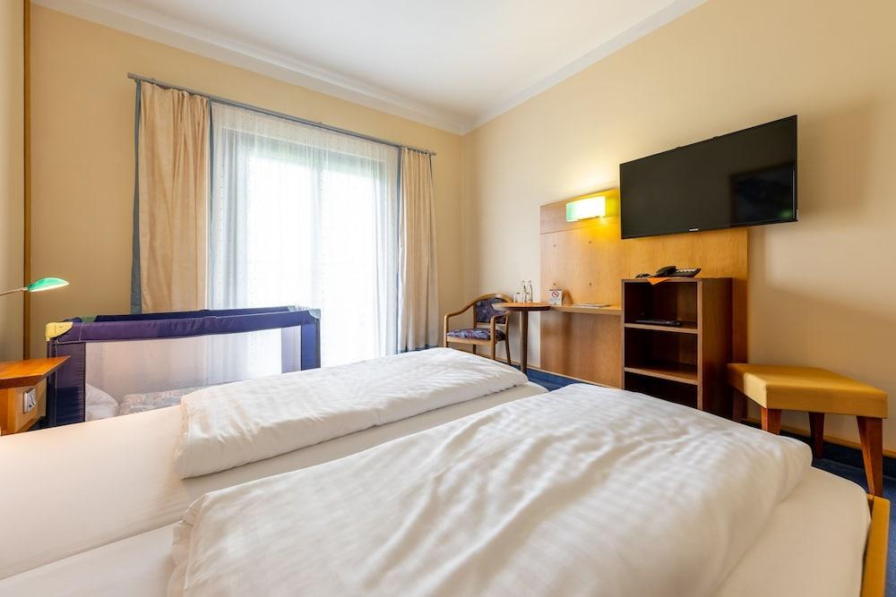 фото Hotel Dresdner Tor Süd