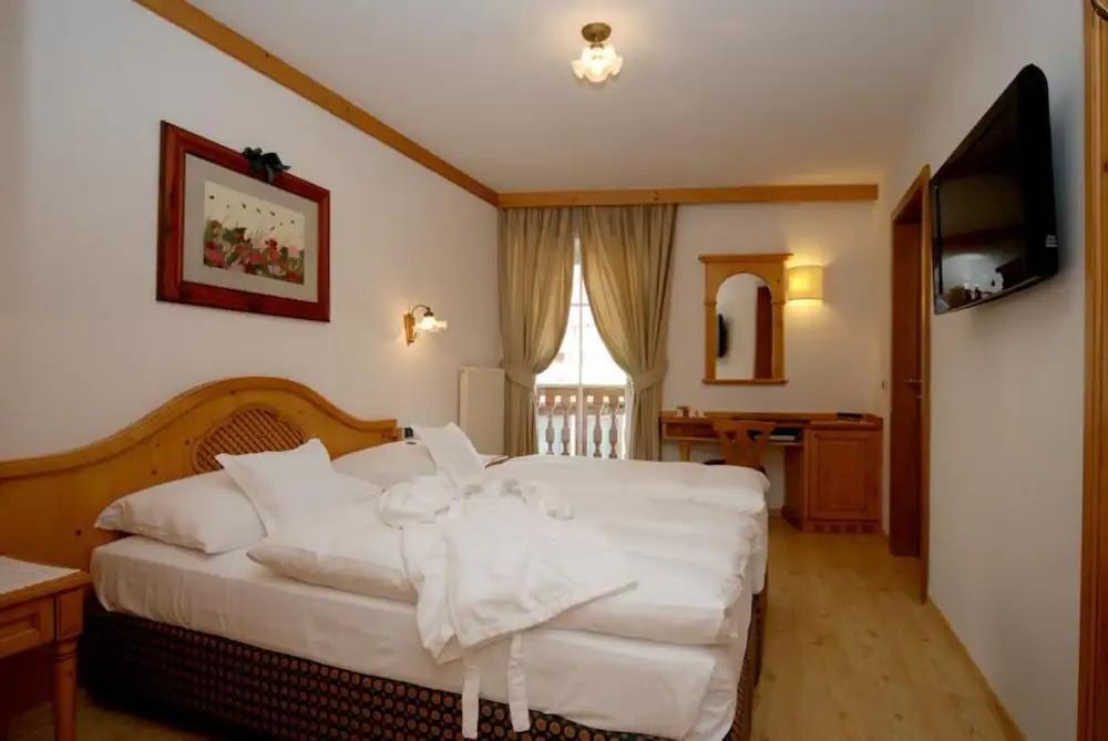 фото Central Hotel
