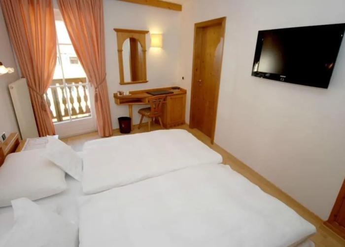 Central Hotel