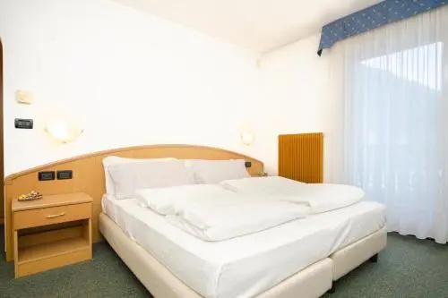 фото Flos Hotel