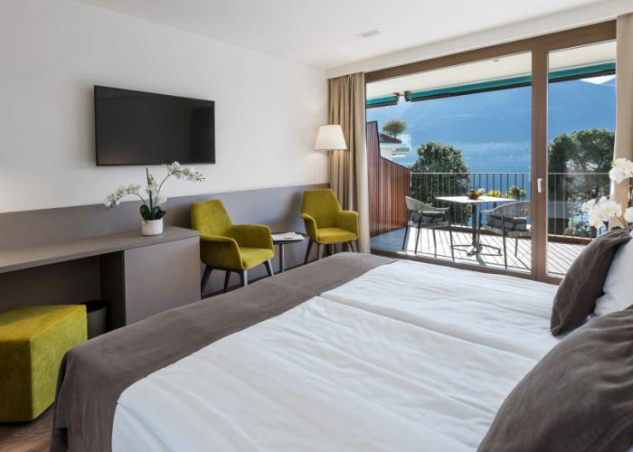 Hotel & LOUNGE LAGO MAGGIORE