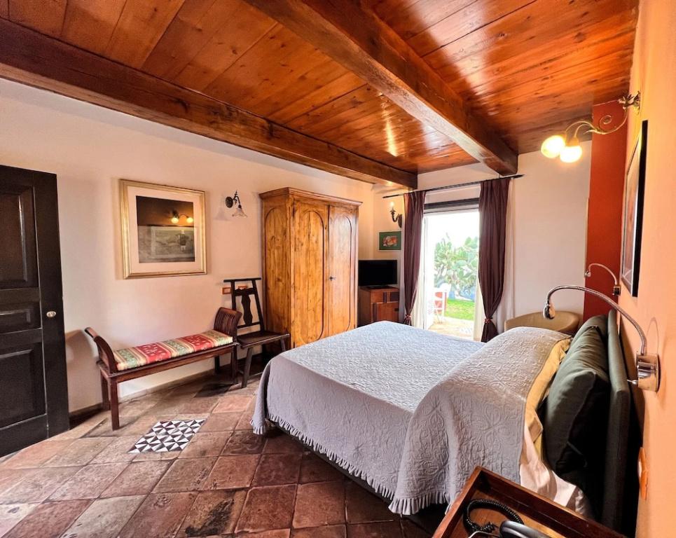 фото Aeneas' Landing Resort