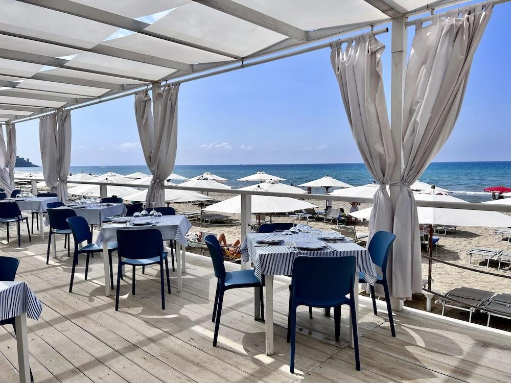 фото Aeneas' Landing Resort