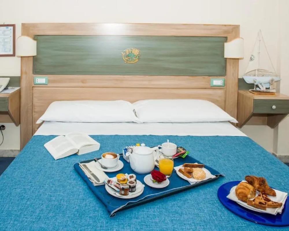 фото Summit Hotel