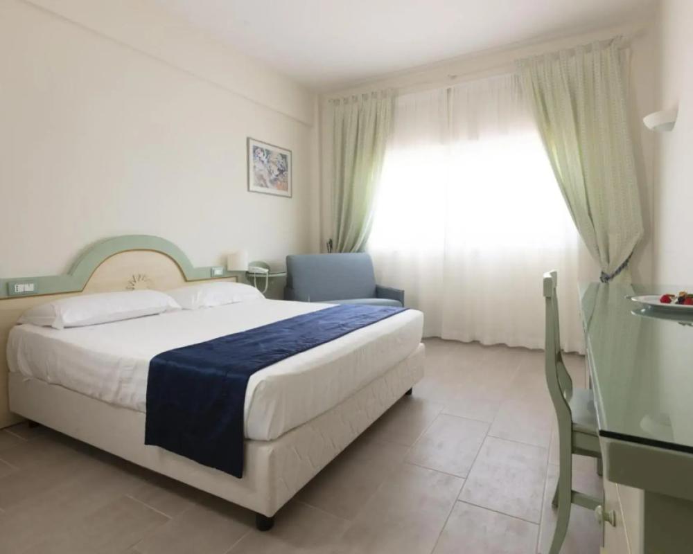 фото Summit Hotel