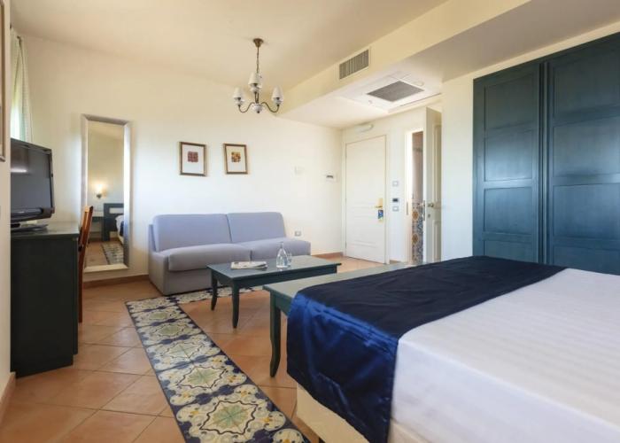 Summit Hotel
