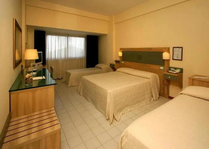 Summit Hotel
