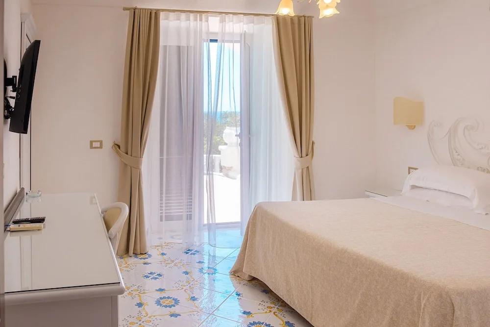 фото Grand Hotel Le Rocce