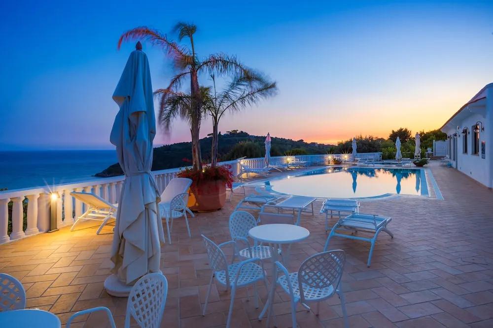 фото Grand Hotel Le Rocce