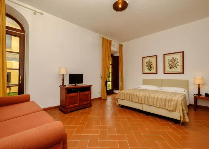 Poggio all'Agnello – Sport & Active Holidays
