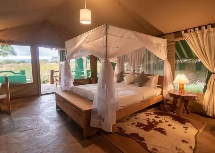 Kibo Safari Camp