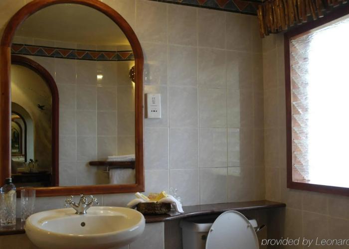 Amboseli Serena Safari Lodge