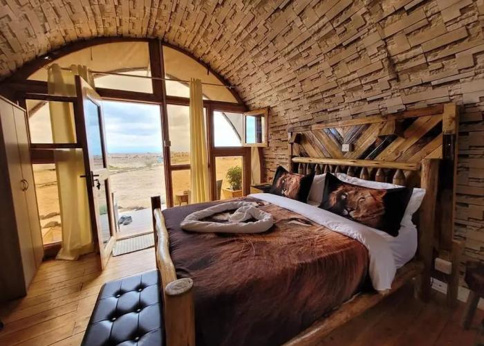 Amanya 1 -bed King Lion Tent