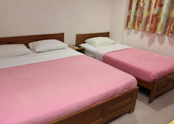 Town Inn Hotel