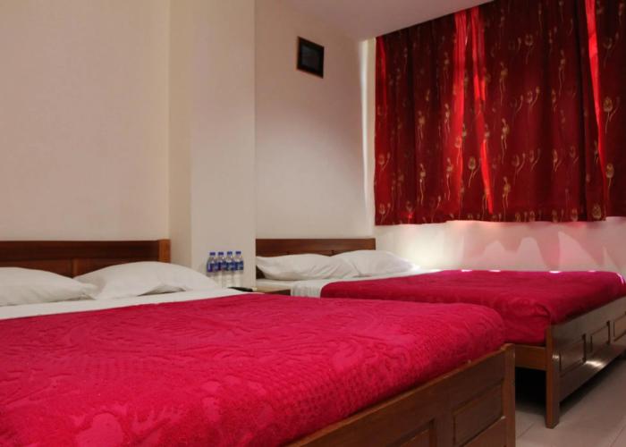 Town Inn Hotel