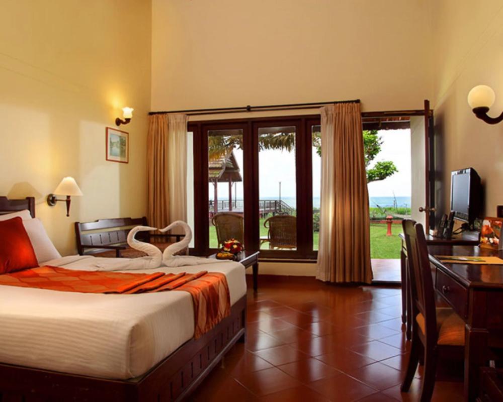 Abad Whispering Palms