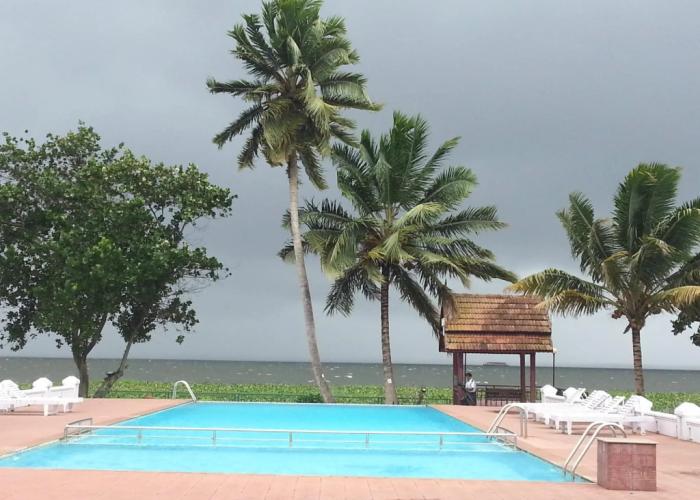 Abad Whispering Palms