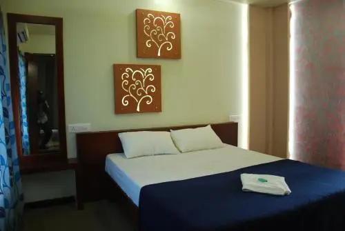 Sreekrishna Houseboat