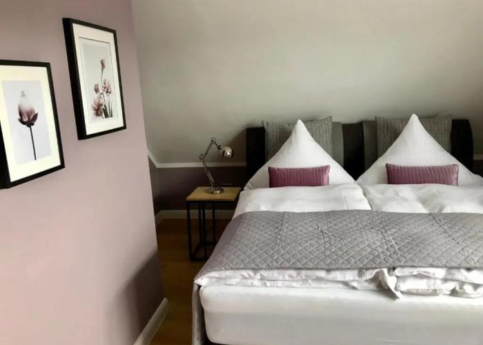 Boutique Hotel Lindenhof, Bed & Breakfast