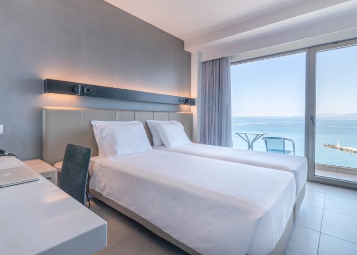 Hotel Avra by Smile hotels