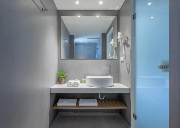 Hotel Avra by Smile hotels
