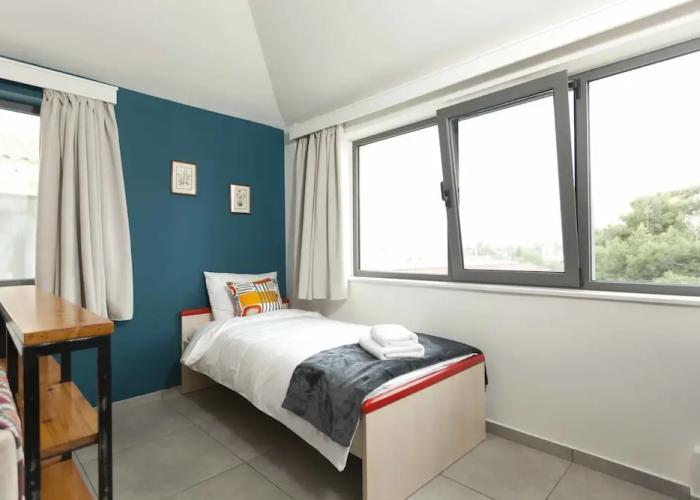 CHROMA Lodge Pikermi