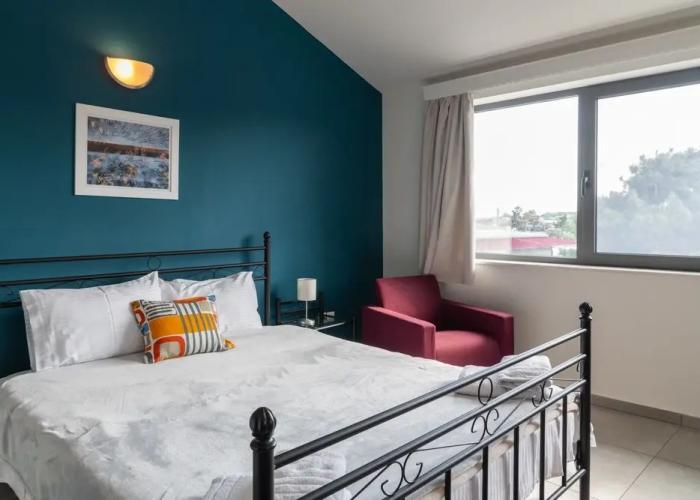 CHROMA Lodge Pikermi