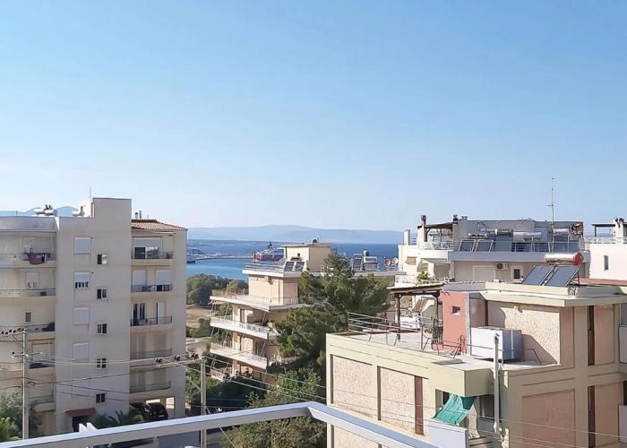 Vibrant Apartment in Rafina With Garden