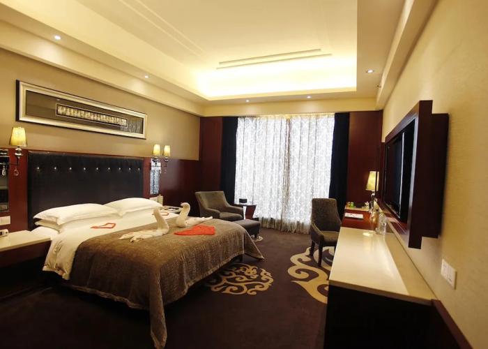 Changsha Yannian Century Hotel
