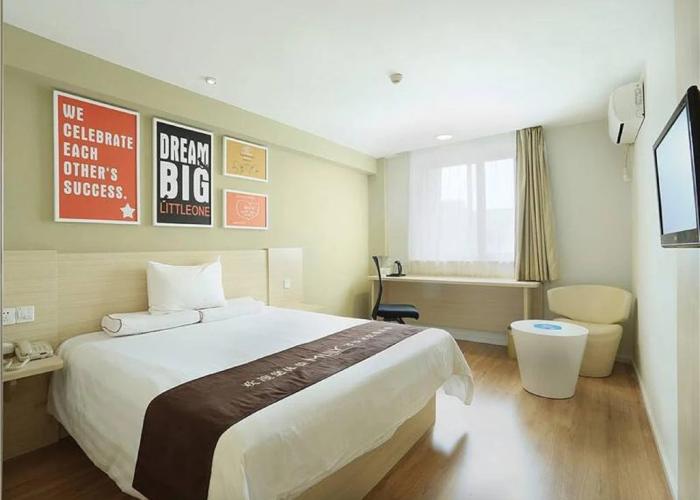 Hanting Hotel Changsha Yinbing Road Metro Station