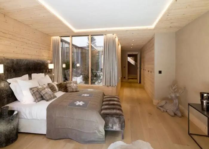Superior Chalet With Views