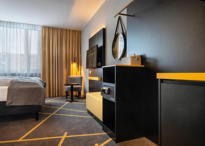 Holiday Inn - the niu, Fury Aschheim Messe by IHG