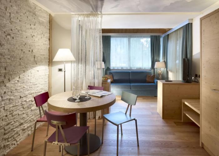 Color Home Suite Apartments