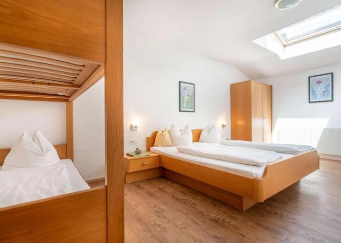 Apartment in Stubai Valley With Balcony