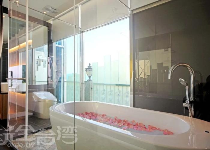 Shuian Lakeside Hotel