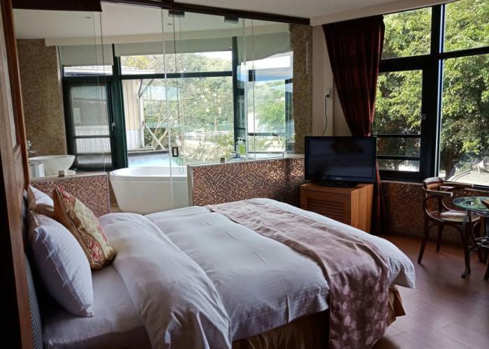 Shuian Lakeside Hotel