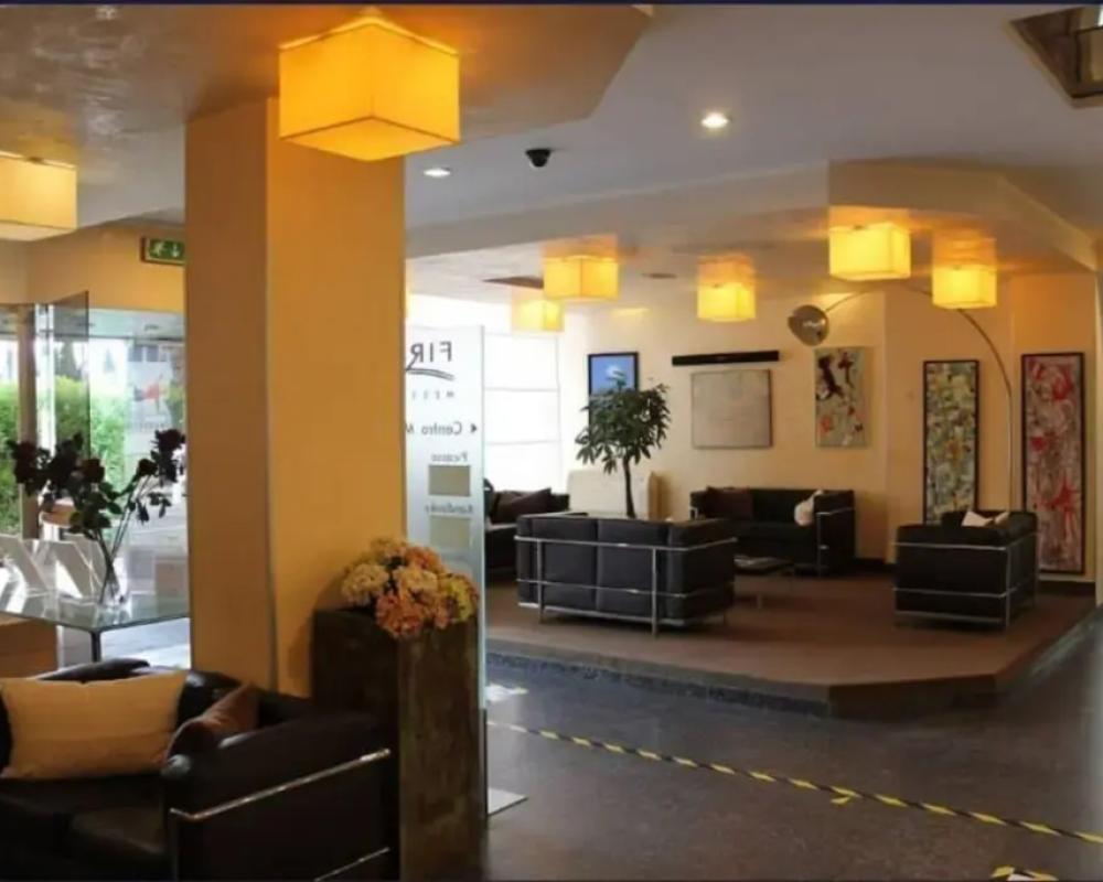 фото B&B HOTEL First