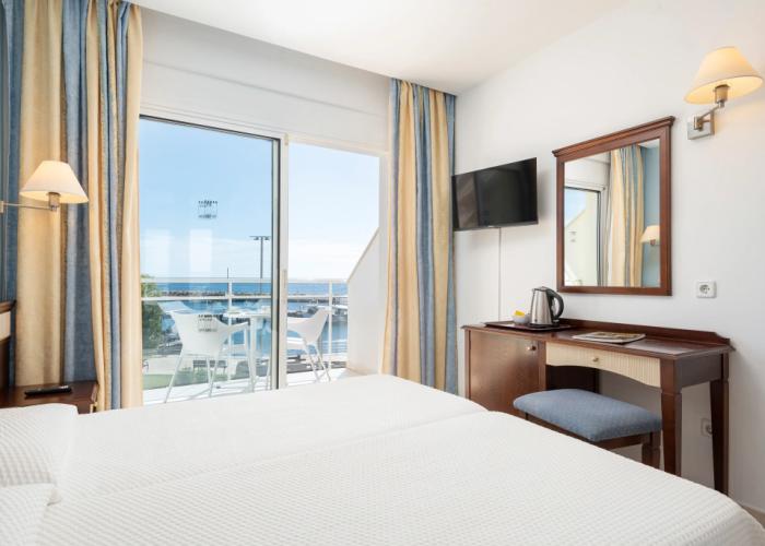 Cala Bona Hotel