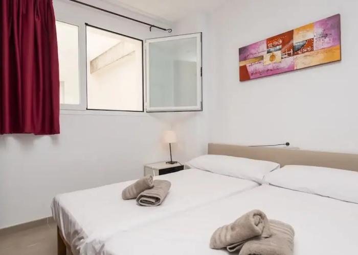 Moll 3 in Cala Bona With 2 Bedrooms and 2 Bathrooms