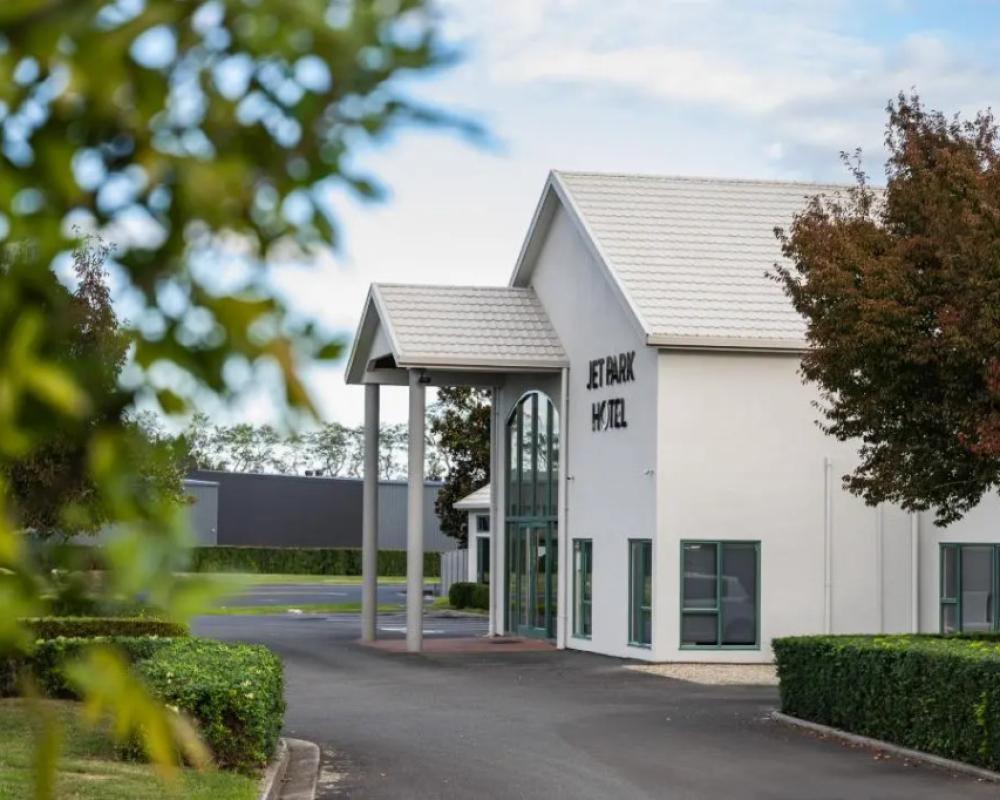 JetPark Hotel Hamilton Airport