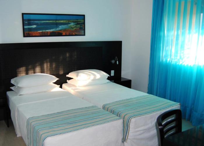 Dom Pedro Laguna Beach Resort & Golf by WAM Experience