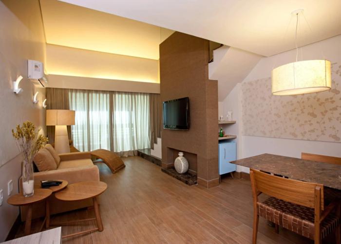 Carmel Charme Resort