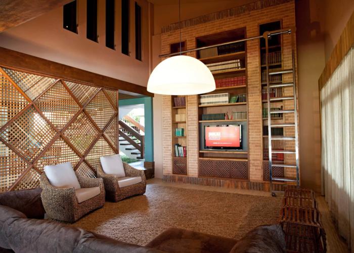 Carmel Charme Resort