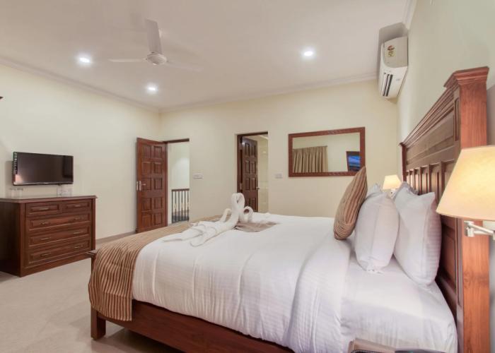 Seashell Suites and Villas