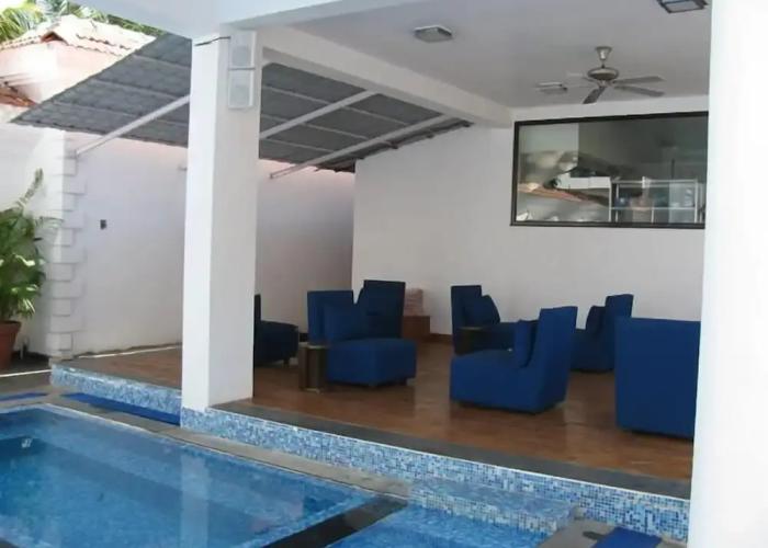 Silver Sands Hideaway Hotel