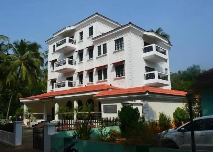 Silver Sands Hideaway Hotel