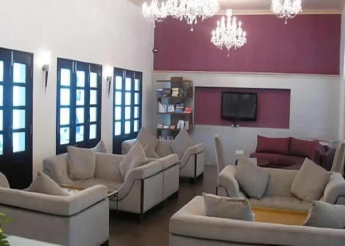 Silver Sands Hideaway Hotel